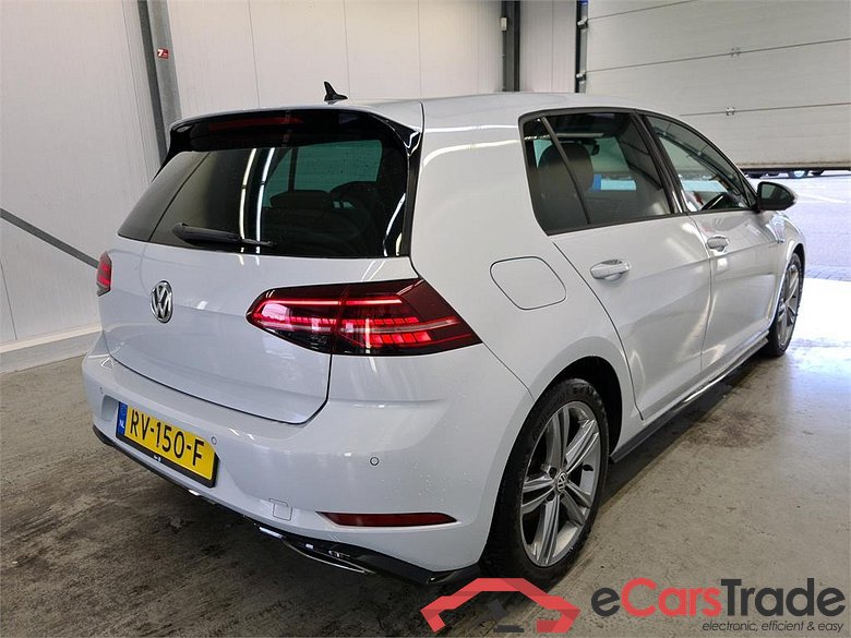 VOLKSWAGEN GOLF 1.6 TDI Highline #4