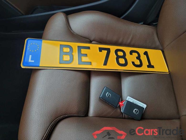 VOLVO V90 2.0 D3 150 Momentum Geartronic #4 VOLVO V90 2.0 D3 150 Momentum Geartronic #4