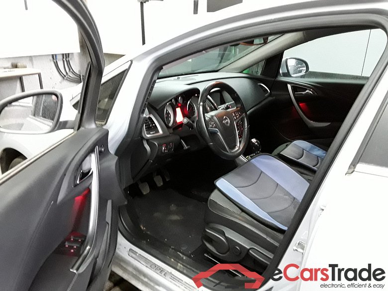 Opel Exklusiv Astra J Lim. 5-trg. #3