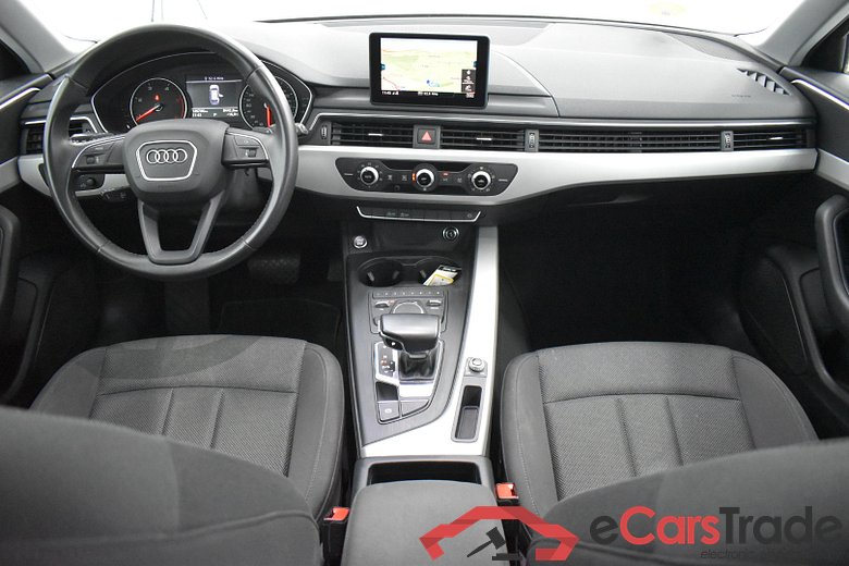 Audi A4 2.0 TDi Aut. Xenon Navi KeylessGo Klima PDC ... #6