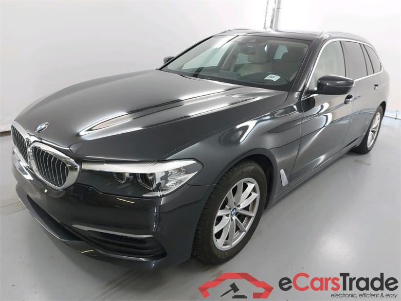 BMW 5 TOURING DIESEL - 2017 520 dA (EU6d-TEMP) Business Travel Innovation