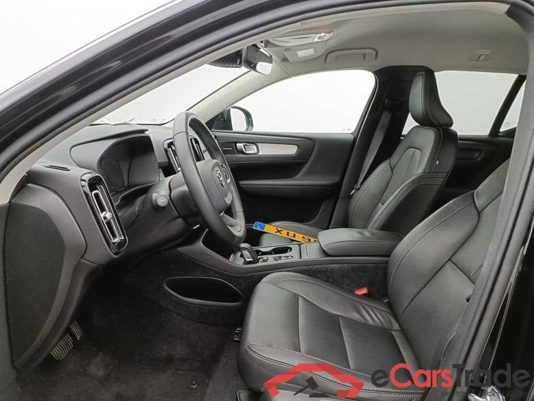 VOLVO XC40 DIESEL 2.0 D3 150 Momentum Pro Geartronic (EU6d-T.) 5d WLTP Co2 157g #3