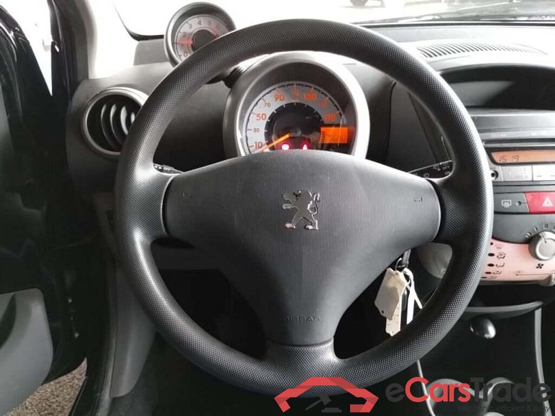 PEUGEOT 107 1.0-12V #5