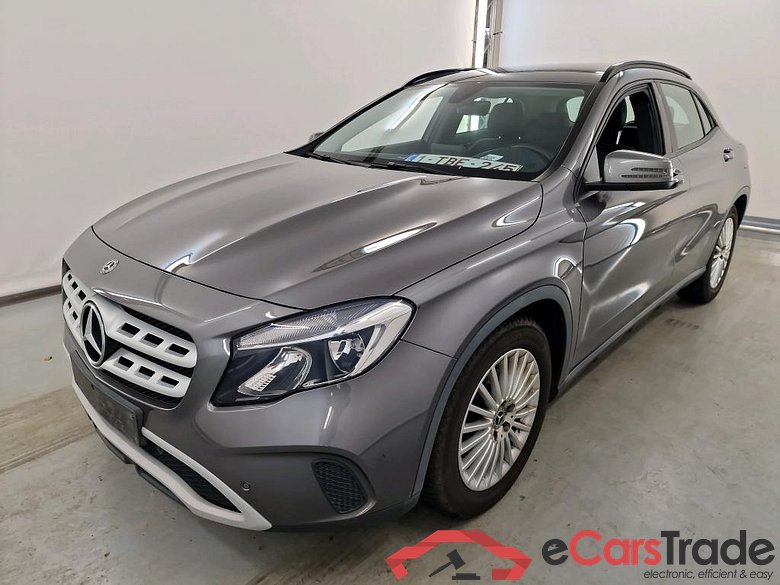MERCEDES-BENZ CLASSE GLA DIESEL (X156) - 201 GLA 180 d Business #1