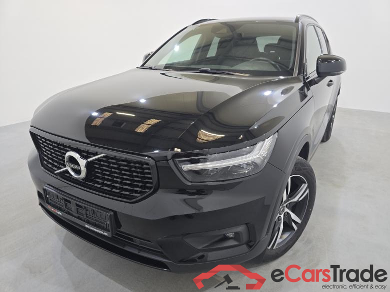Volvo XC40 1.5 T2 R-Design LED-Xenon Virtual Navi Sport-Leather KeylessGo Klima PDC ...