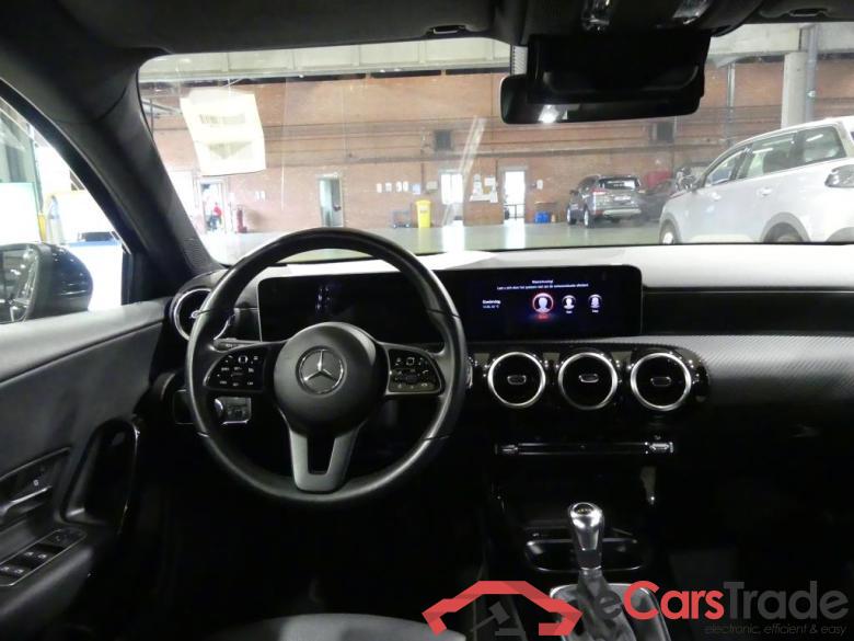 Mercedes A 180d Widescreen Navi Sport-Leather KeylessGo Klima PDC ... #4