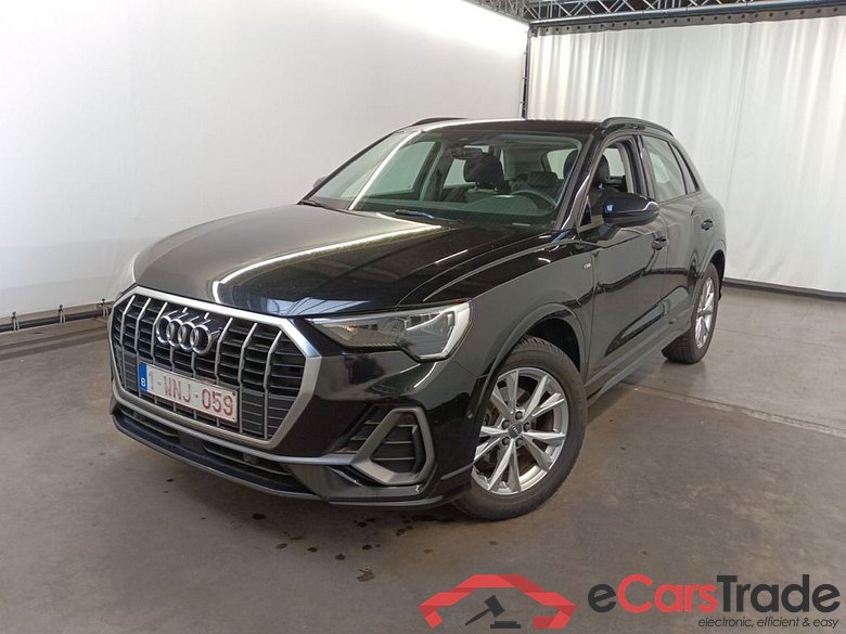 Audi Q3 35 TDI S tronic S line Business Edition 5d