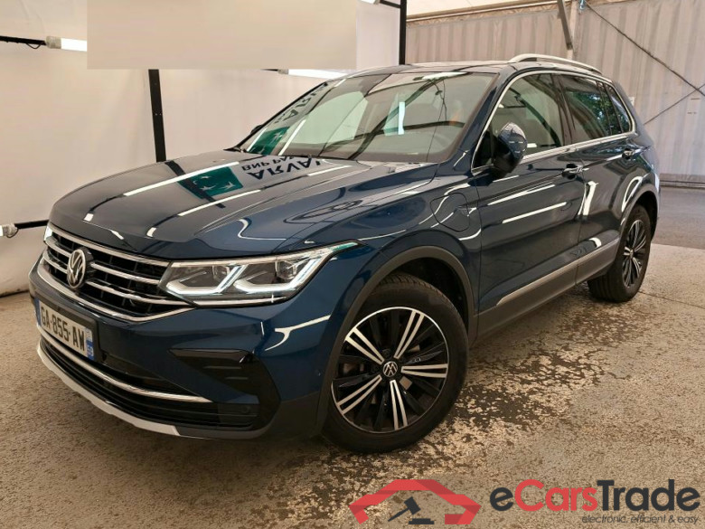 Volkswagen Tiguan 1.4 eHybrid Elegance Aut. Pano LED-Xenon Virtual Navi Leather KeylessGo Camera Klima PDC ...