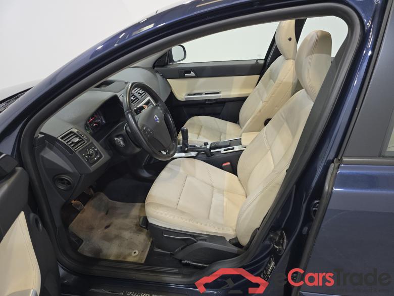 Volvo S40 1.6D Pano Navi Leather Klima PDC... #5