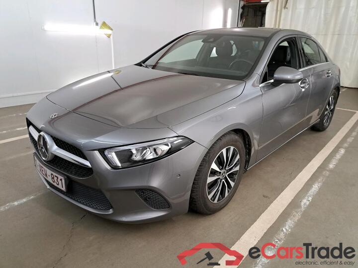 Mercedes A-Klasse Limousine A-Klasse Limousine A 180 d DCT Business Solution 85kW/116pk  4D/P Auto-7 #1