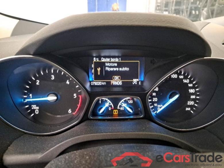 Ford 60 FORD KUGA / 2016 / 5P / SUV 2.0 TDCI 120CV PSHIFT SeS 2WD BUSINESS #4