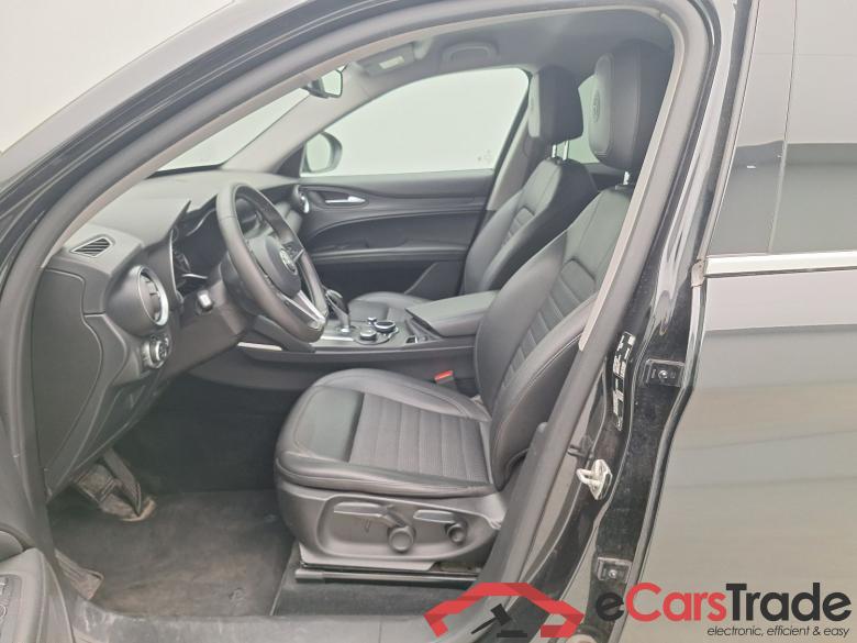 Alfa Romeo Stelvio 2.2d Aut. LED-Xenon Navi 1/2 Sport-Leather KeylessGo Camera Klima PDC ... #5