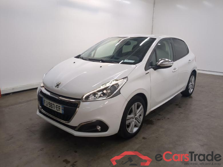 Peugeot Puretech 82 Signature(SP) 208 Signature 1.2 PureTech 80CV BVM5 E6dT