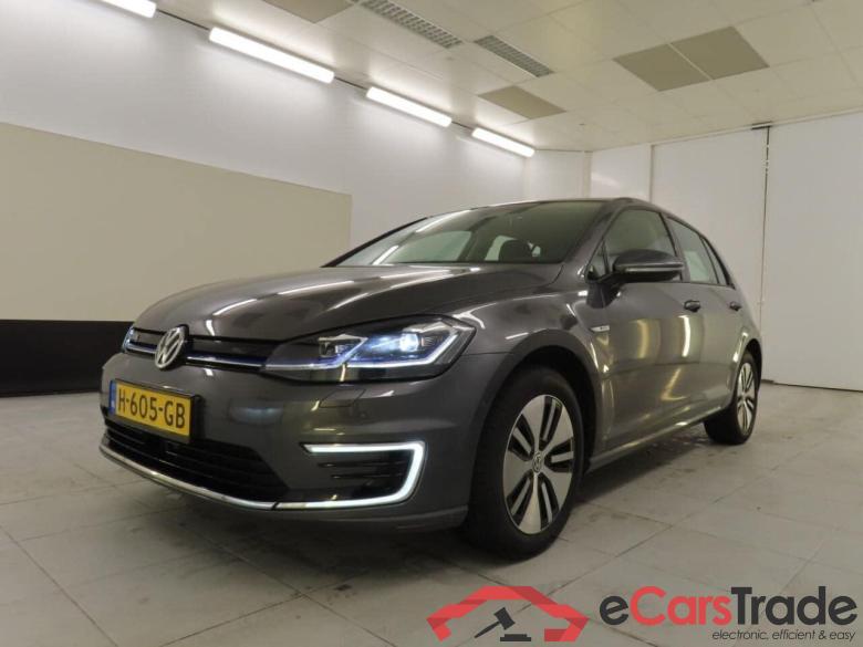 VOLKSWAGEN e-Golf E-DITION #1