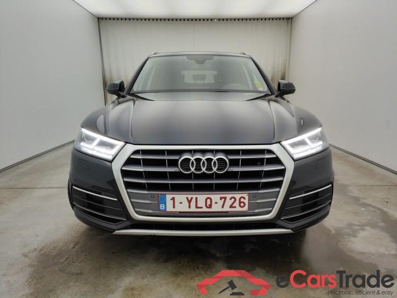 Audi Q5 Sport 30 TDI 5d #1