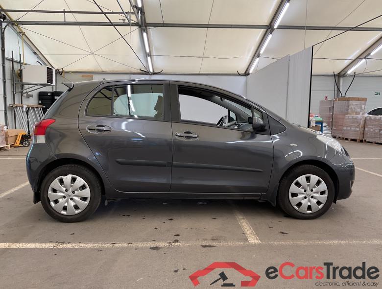 TOYOTA Yaris Yaris 1.33i VVT-i Luna #3