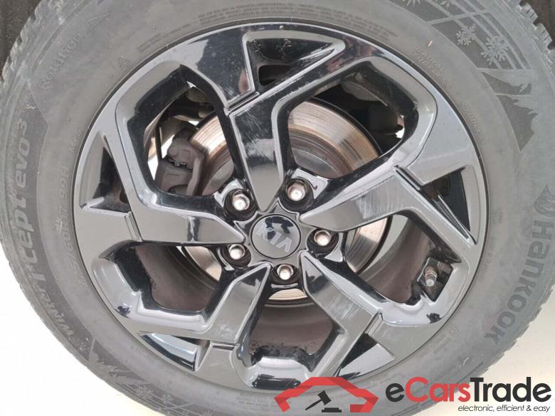 KIA SPORTAGE 1.6 CRDI BLACK EDITION #5