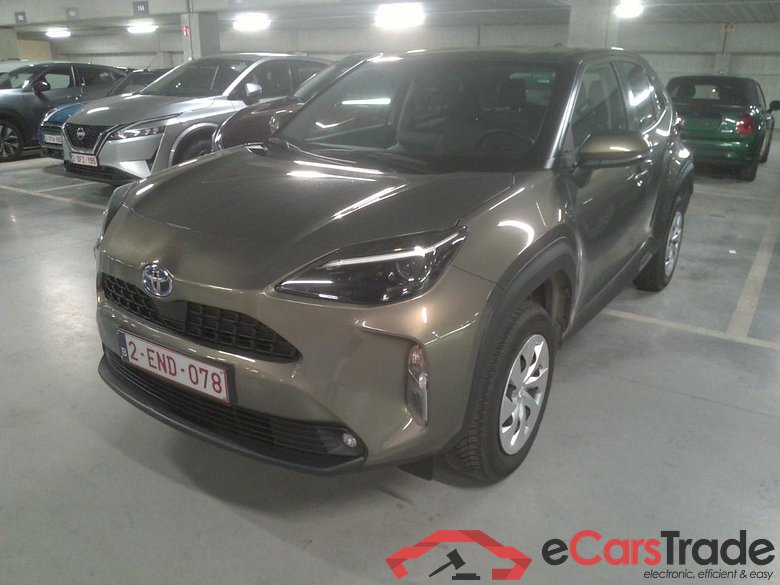 Yaris Cross 1,5 HEV 2WD Dynamic #1