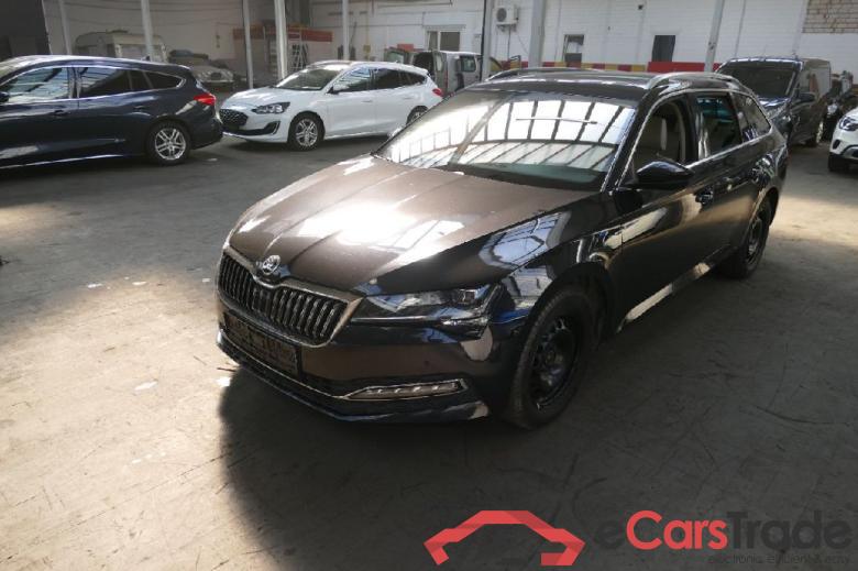 Skoda Superb Wagon ´15 Superb Combi Premium Edition 2.0 TDI 140KW AT7 E6