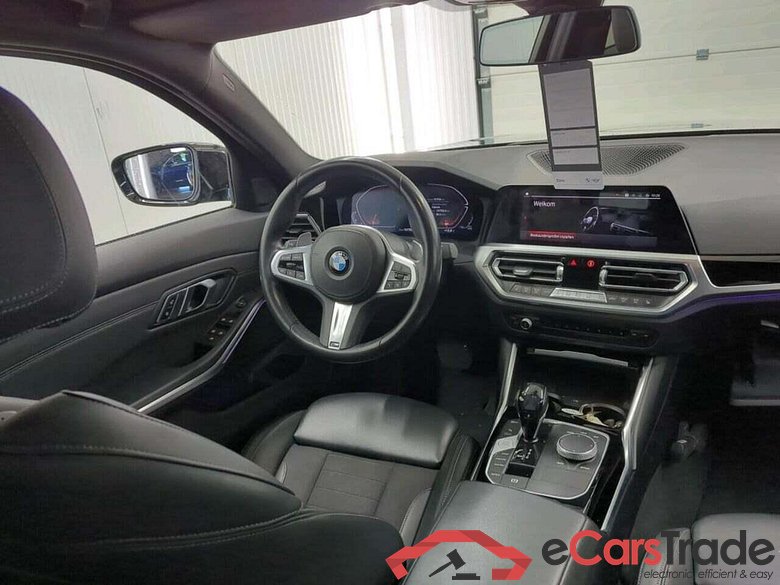 BMW 3-serie 318i Executive Ed. #3