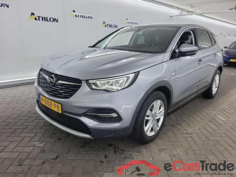 OPEL Grandland X 1.2 Turbo S&S 96kW Bus. Executive Auto 5D #1