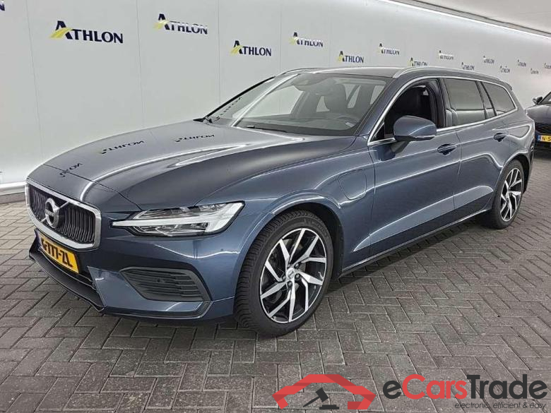 VOLVO V60 T6 Twin Engine AWD Geartronic Moment Pro 5D 251kW