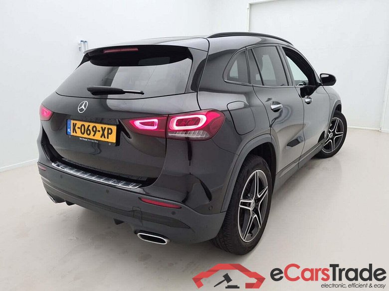 MERCEDES-BENZ GLA-klasse 250e Bns Sol AMG Ltd DCT #2