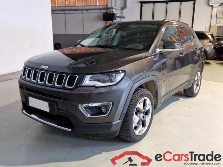 Jeep 28 JEEP COMPASS / 2017 / 5P / SUV 2.0 MJET II 103KW LIMITED 4WD AUTO #1