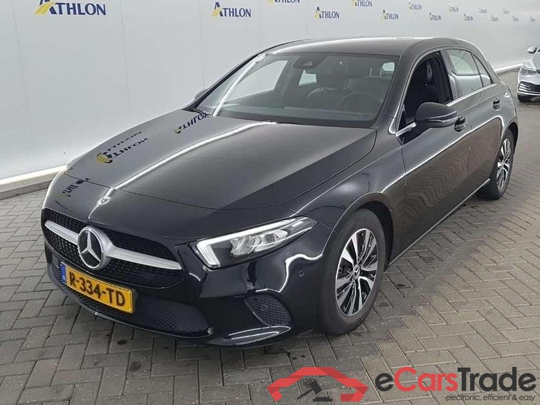 MERCEDES-BENZ A-klasse A 180 Business Solution 5D 100kW