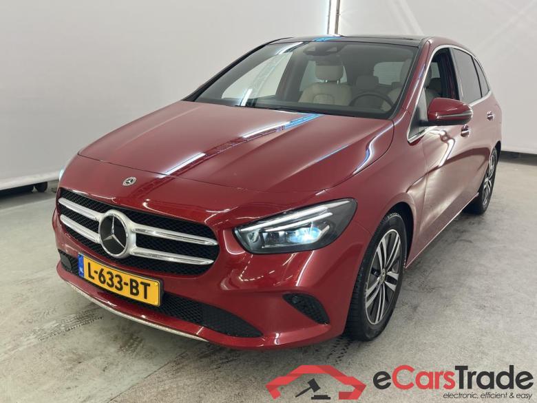 Mercedes B-Class '18 Mercedes-Benz B-Klasse 200 7G-DCT Business Solution Luxury 5d