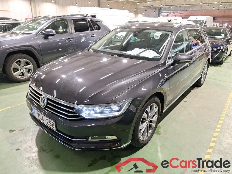 VOLKSWAGEN PASSAT VARIANT DIESEL - 2015 2.0 TDi SCR Highline Business (EU6.2) #1