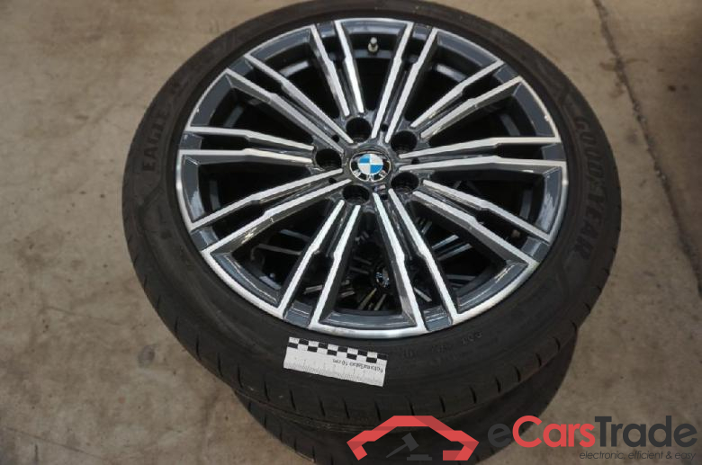 BMW 3-Serie Touring ´18 Baureihe 3 Touring 320 d M Sport 2.0 140KW AT8 E6d