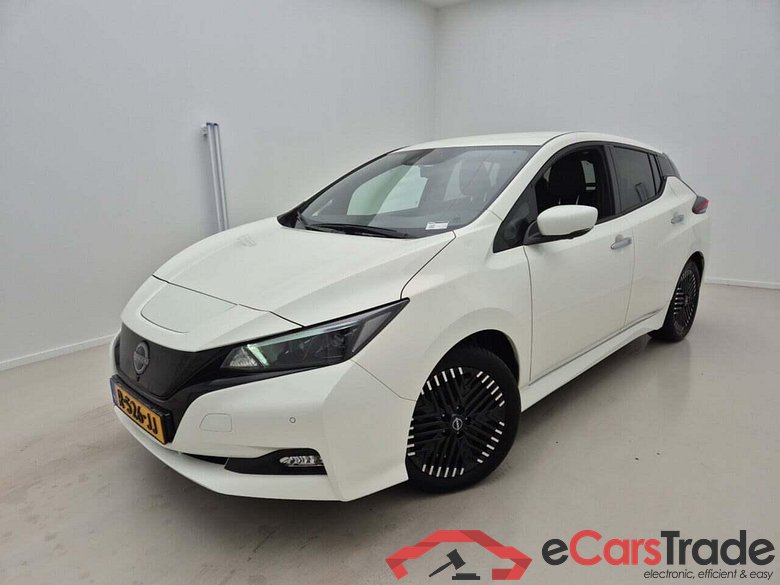 NISSAN LEAF Tekna 40 kWh #1
