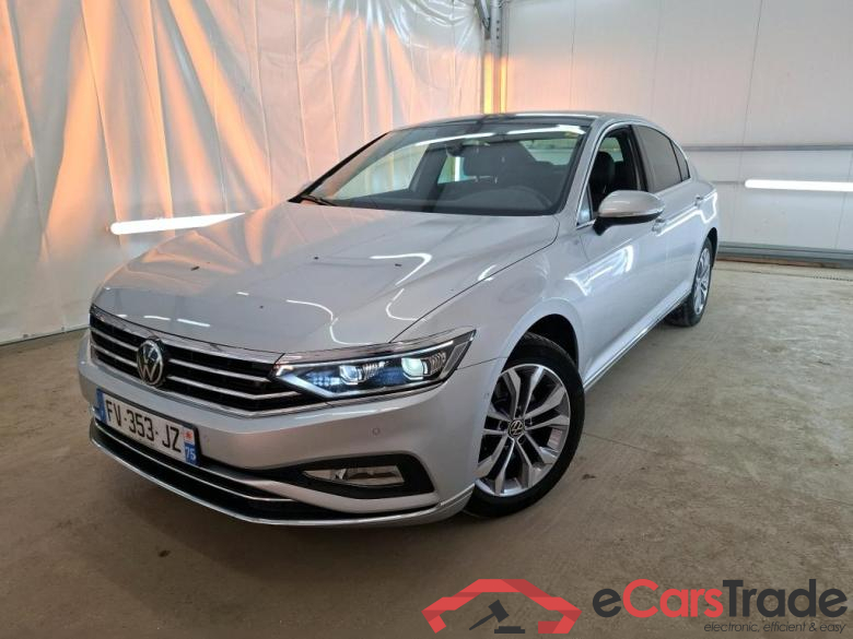 Volkswagen 2.0 TSI 190 DSG7 ELEGANCE VOLKSWAGEN Passat / 2019 / 4P / Berline 2.0 TSI 190 DSG7 ELEGANCE