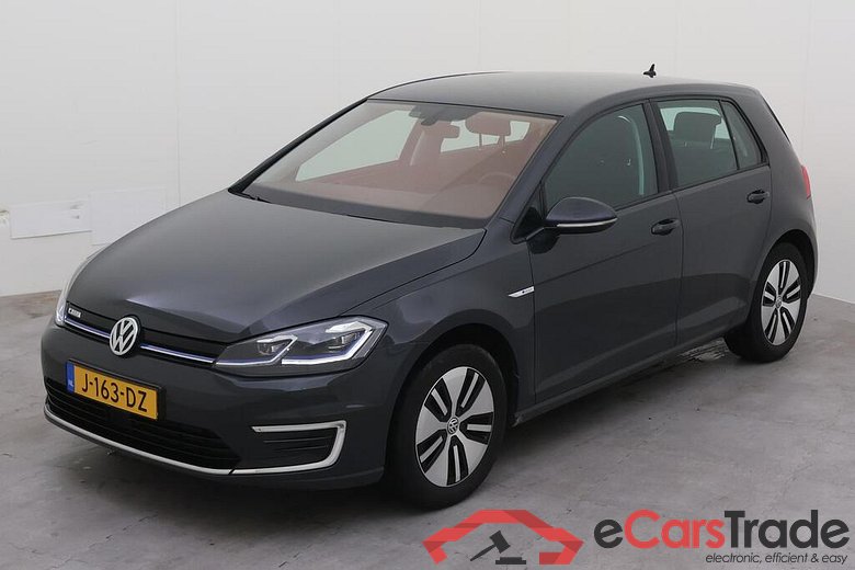 VOLKSWAGEN e-Golf 