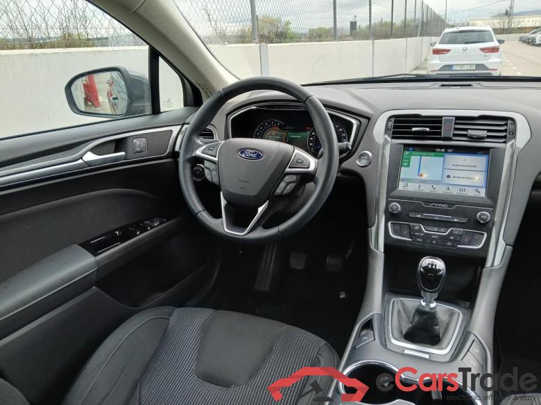 Ford 2.0 TDCi 110kW (150CV) Titanium 235 FORD Mondeo / 2014 / 5P / berlina con portón 2.0 TDCi 110kW (150CV) Titanium 235 #3