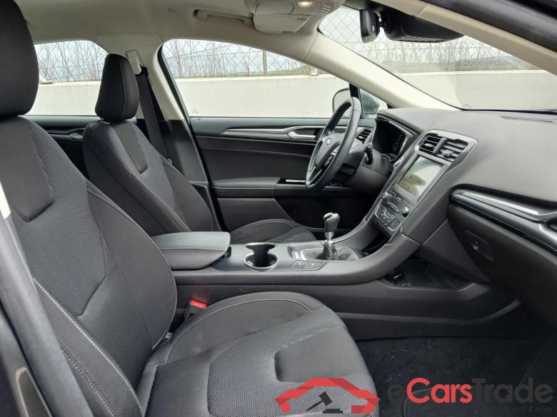 Ford 2.0 TDCi 110kW (150CV) Titanium 235 FORD Mondeo / 2014 / 5P / berlina con portón 2.0 TDCi 110kW (150CV) Titanium 235 #6