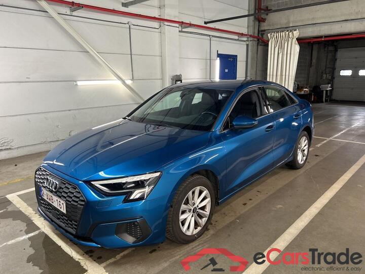 Audi A3 BERLINE A3 Berline 2.0 TDi 35 Attraction 110kW/150pk  4D/P Man-6 #1