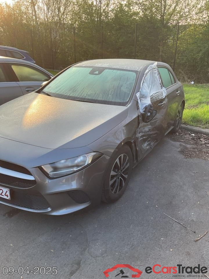 Mercedes A-Klasse A-Klasse A 180 Essential Line 100kW/136pk  5D/P Auto-7