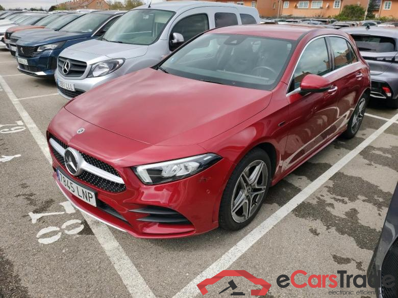 Mercedes A 250 e Clase A A 250 e (177.086)Premium-Pack 1.3 AMG Line 220CV AT8 E6d