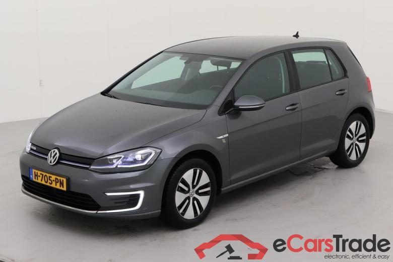 VOLKSWAGEN e-Golf 