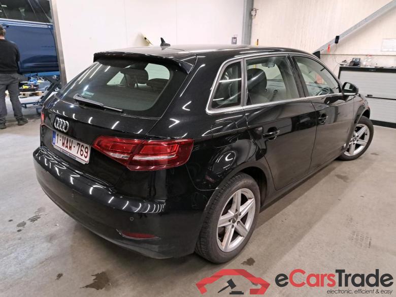 Audi A3 Sportback 1.6 30 TDi Aut. Xenon Navi Klima PDC ... #2