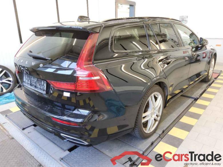 Volvo V60 Kombi (2018->) DE - Kb5 T6 Twin Engine AWD EU6d, R Design Expression Plug-In AWD (E6d), 2020 - #3
