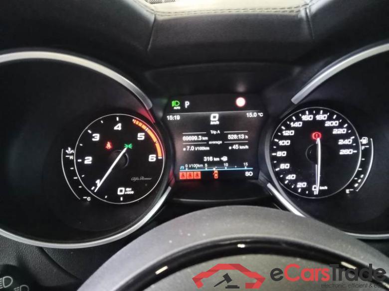 AlfaRomeo 74 ALFA ROMEO STELVIO / 2017 / 5P / SUV 2.2 TURBO DIESEL 210CV TI AT8 Q4 #4