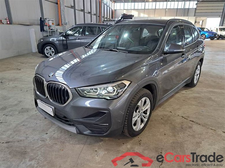 BMW 49 BMW X1 / 2019 / 5P / SUV XDRIVE 25E BUSINESS ADVANTAGE AUTOMATICO
