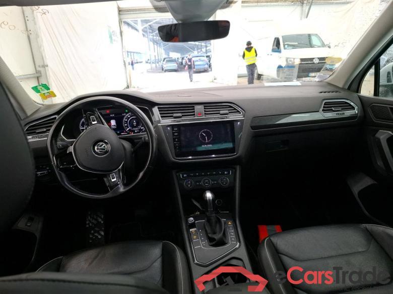 Volkswagen 2.0 TDI 150 DSG7 Confortline Business Tiguan Allspace Confortline Business 2.0 TDI 150CV BVA7 7 Sieges E6dT #5