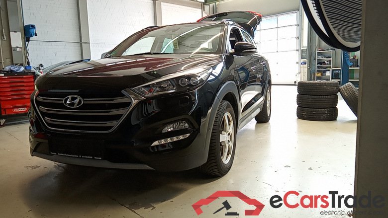 Hyundai Premium 4WD Tucson #1