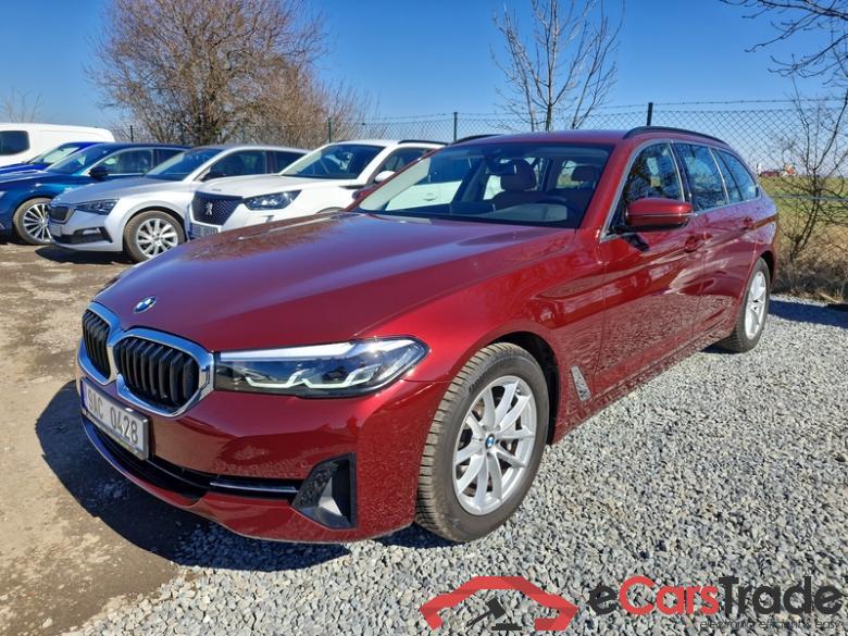 BMW  Serie 5 Touring  (G31) (2017) 530i Touring xDrive AT 5d #1