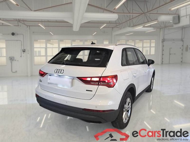 Audi 107 AUDI Q3 / 2018 / 5P / SUV 35 TDI QUATTRO S TRONIC #2