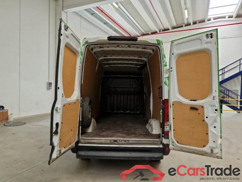 Iveco 416 IVECO DAILY / 2019 / 4P / FURGONE 35S14NV 3520 H2 BLUE P. #5
